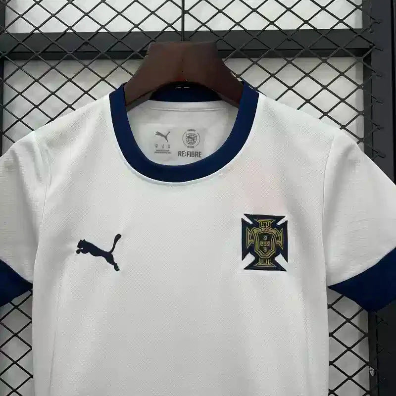Maillot Portugal enfant entrainement "blanc" 2025/2026 YamaKits Foot