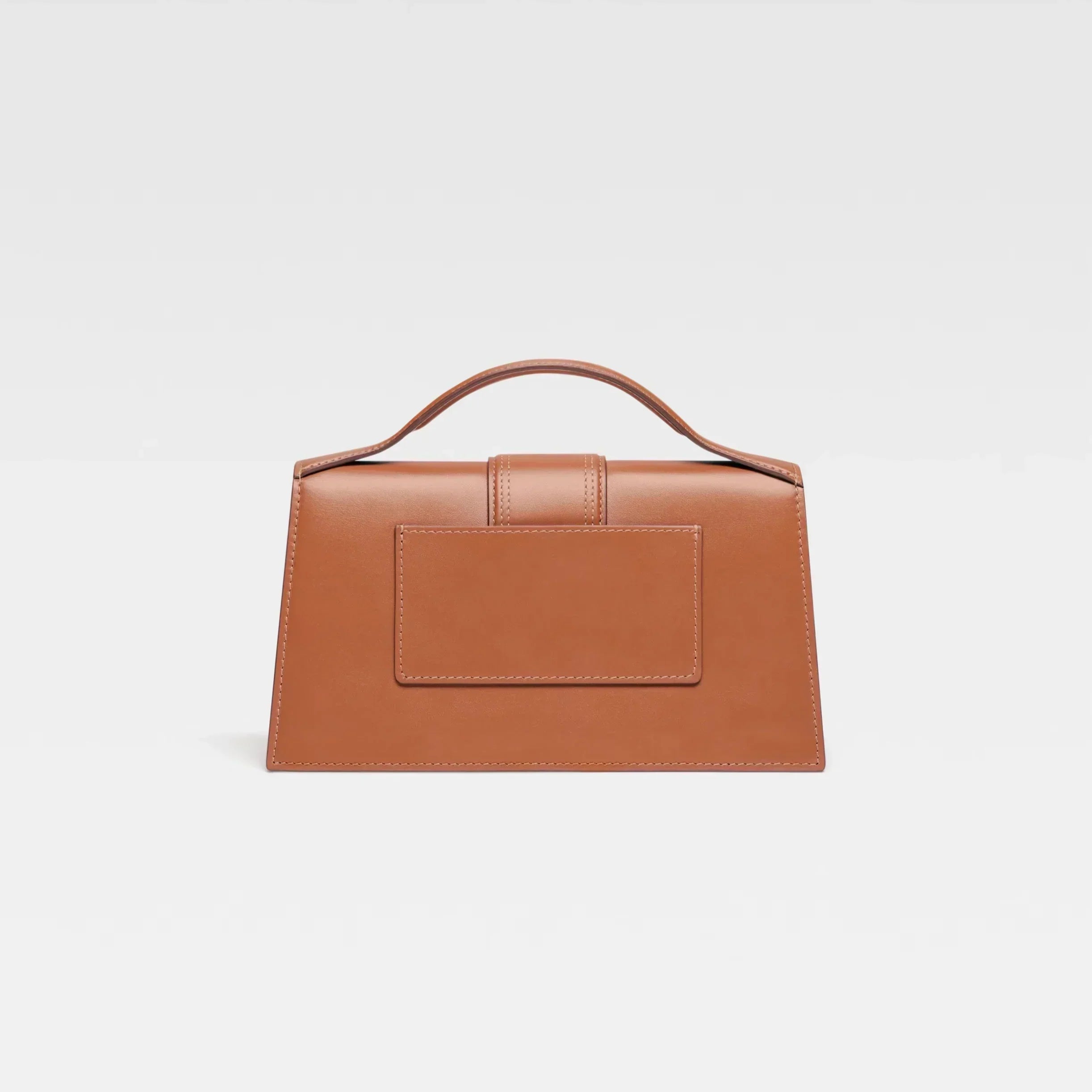 Jacquemus - « Le grand Bambino Light Brown »