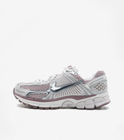 Nike Zoom « Vomero 5 Metallic Silver Platinum Violet (W) »