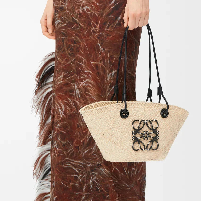 Loewe - « Anagram en palmier Iraca et cuir de veau »