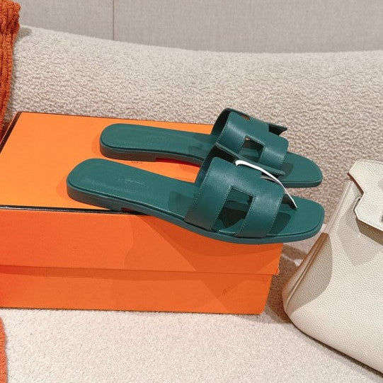 Hermes - « Claquettes Vert Bouteille »