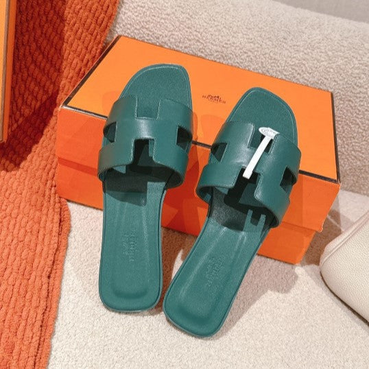 Hermes - « Claquettes Vert Bouteille »