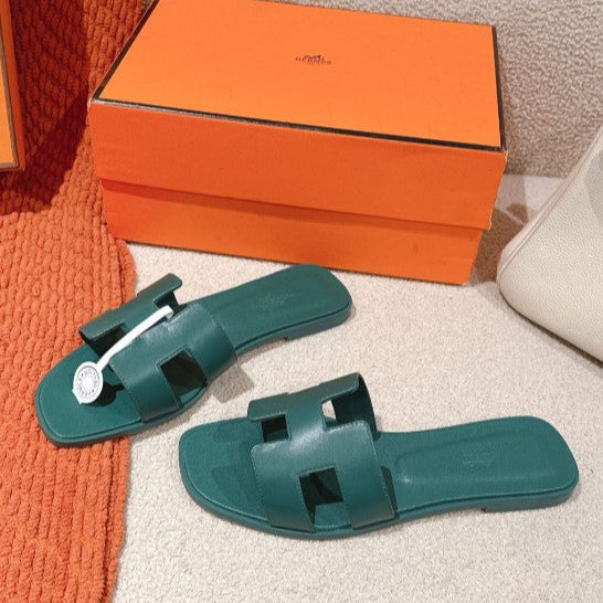 Hermes - « Claquettes Vert Bouteille »
