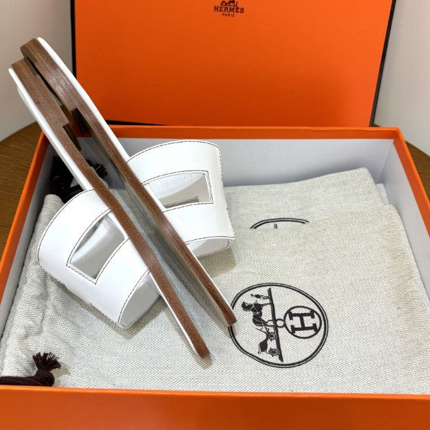Hermes - « Claquettes Blanc »