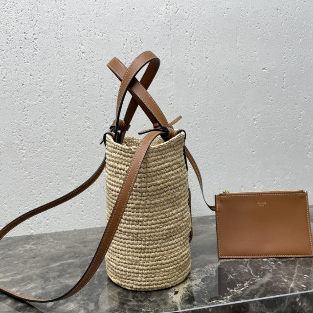 Céline - « Classic Panier petit modèle Souple Raphia et veau »