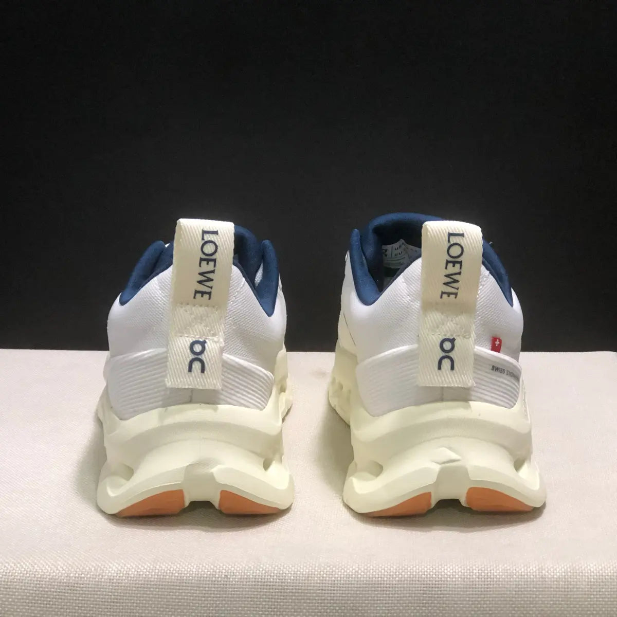 On Cloud « × Loewe — Cloudtilt Light Blue »