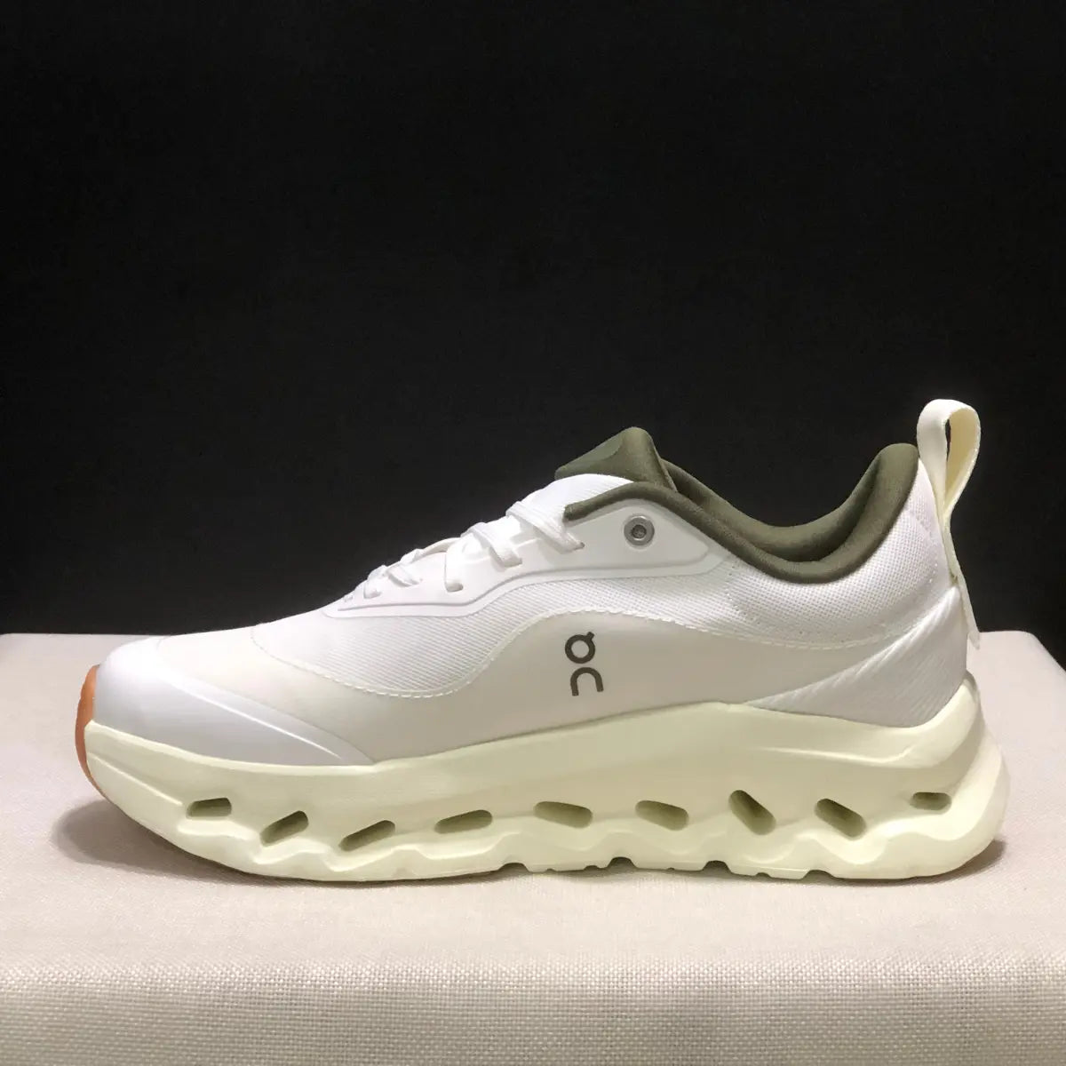 On Cloud « × Loewe — Cloudtilt White Kaki »