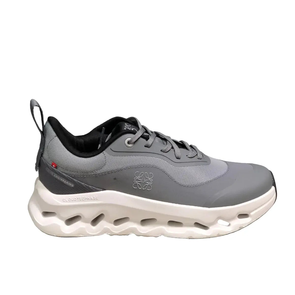 On Cloud « × Loewe — Cloudtilt Gris »