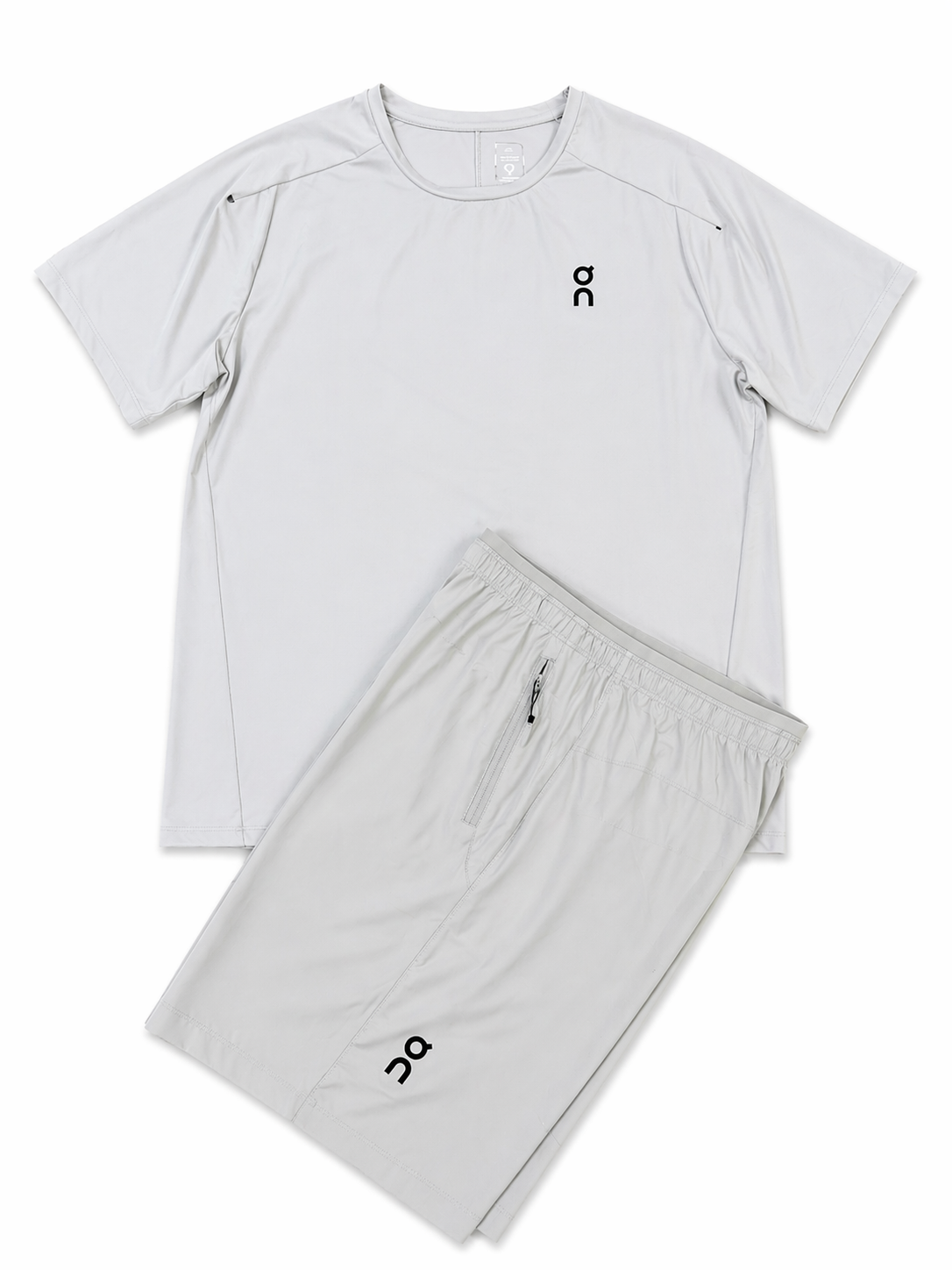 Summer frost « grey tracksuit »