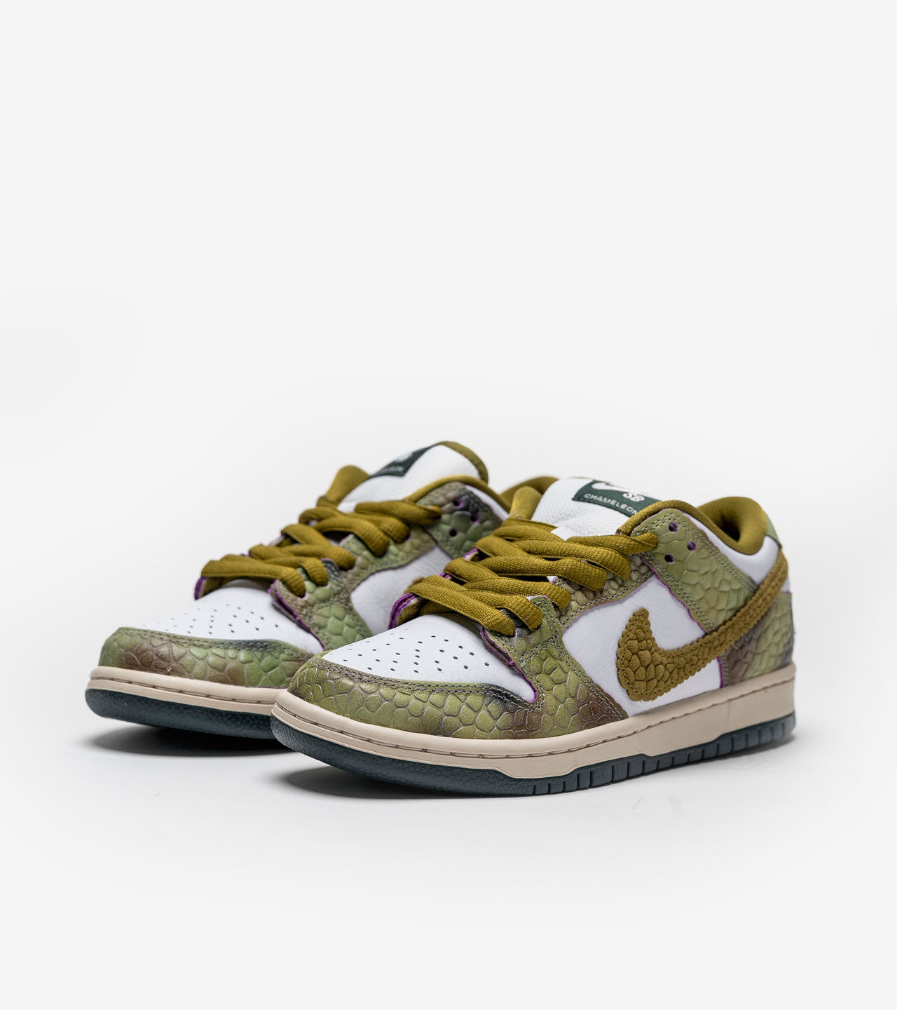 Nike SB « Dunk Low Alexis Sablone Chameleon »