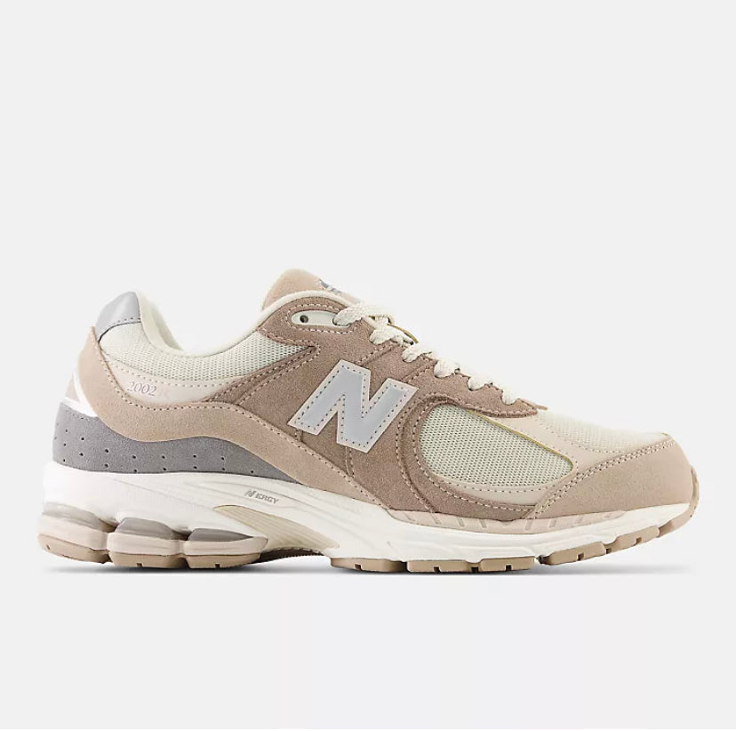 New Balance 2002R « Cream - New Balance (2) »
