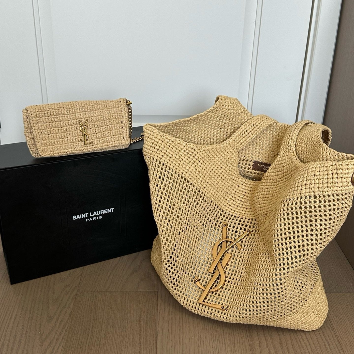 YSL - « CARE IN RAFFIA »