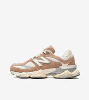 New Balance 9060 « Driftwood Stone Pink Sea Salt »