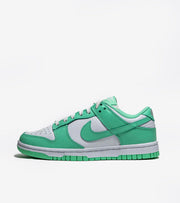 Nike Dunk Low « Green Glow (W) »
