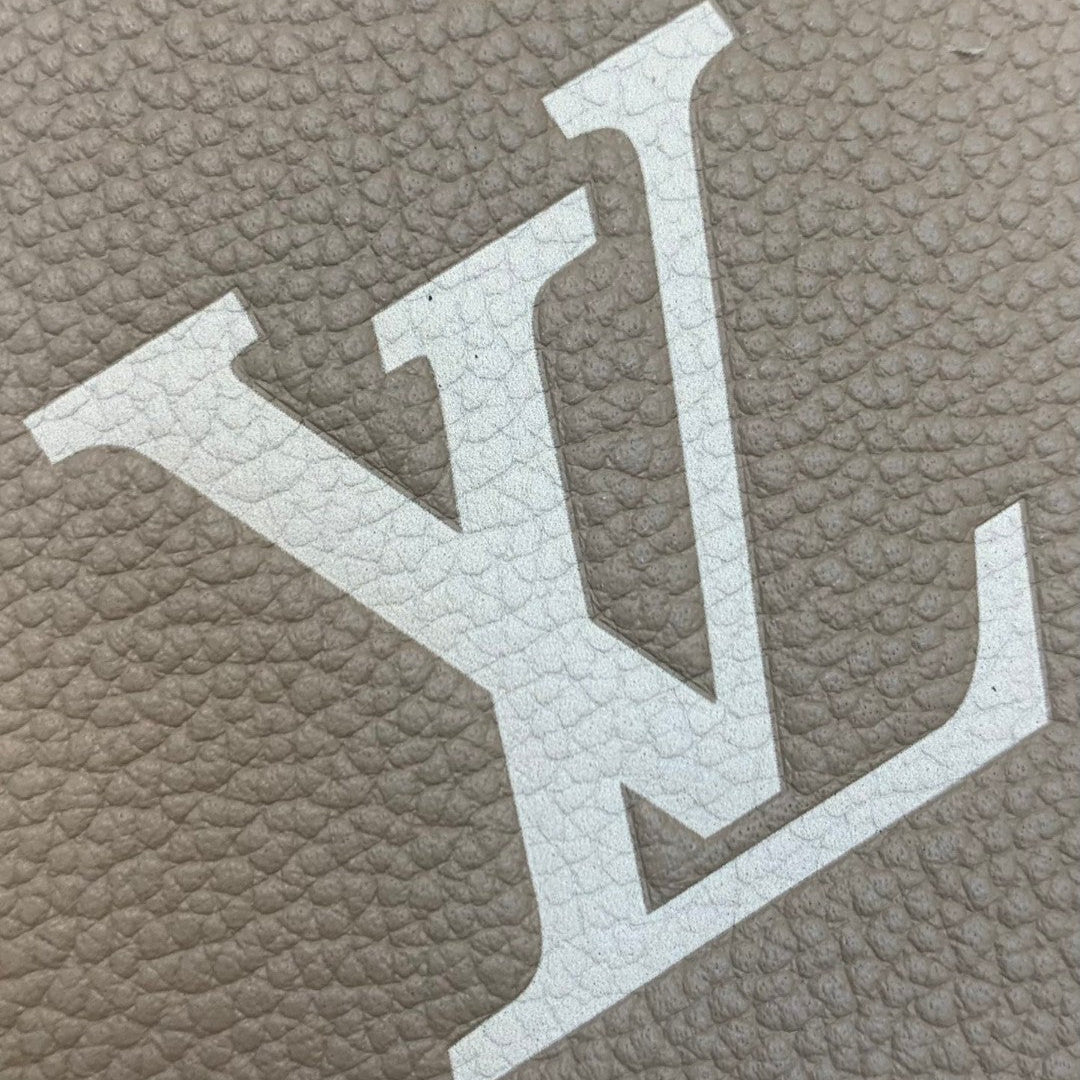 Louis Vuitton - « Cabas OnTheGo BB Petit »