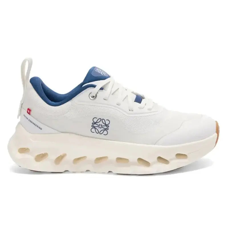 On Cloud « × Loewe — Cloudtilt Light Blue »