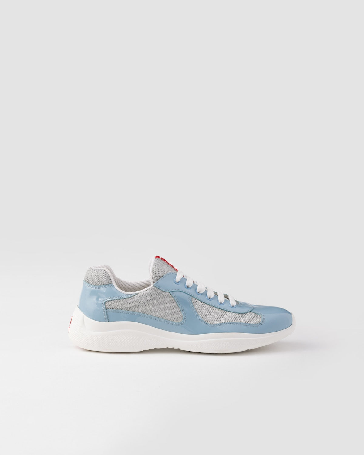 Prada America’s « Cup Argent/Céleste »