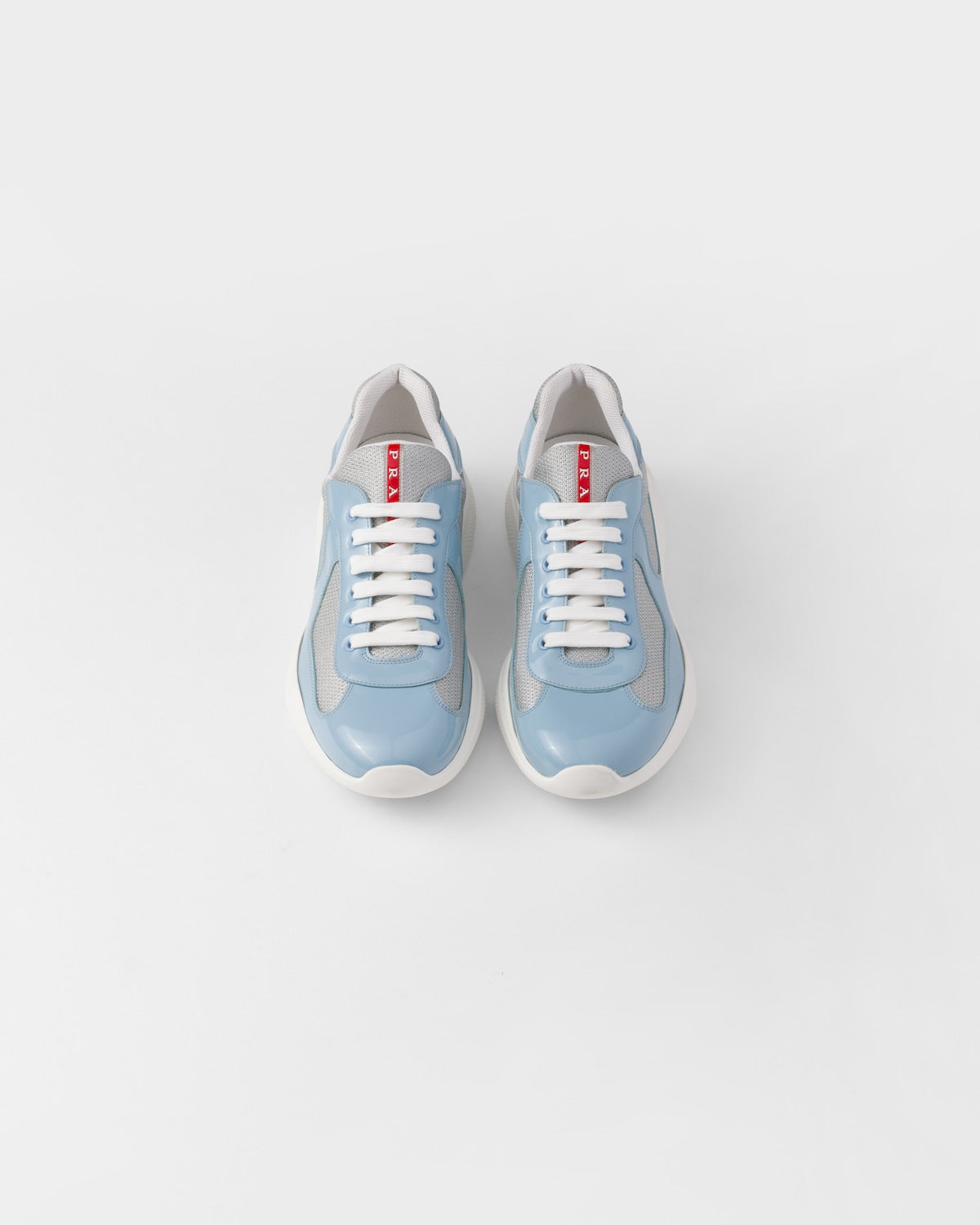 Prada America’s « Cup Argent/Céleste »