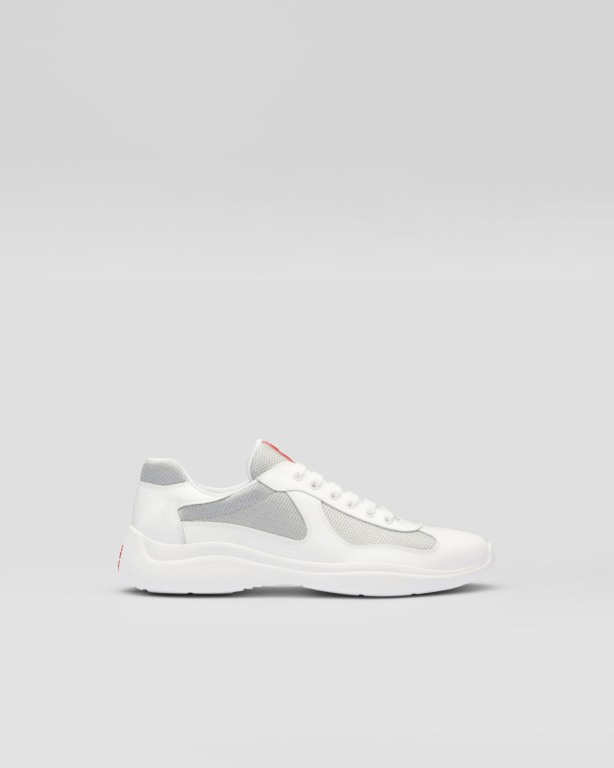 Prada America’s « Cup Blanc »