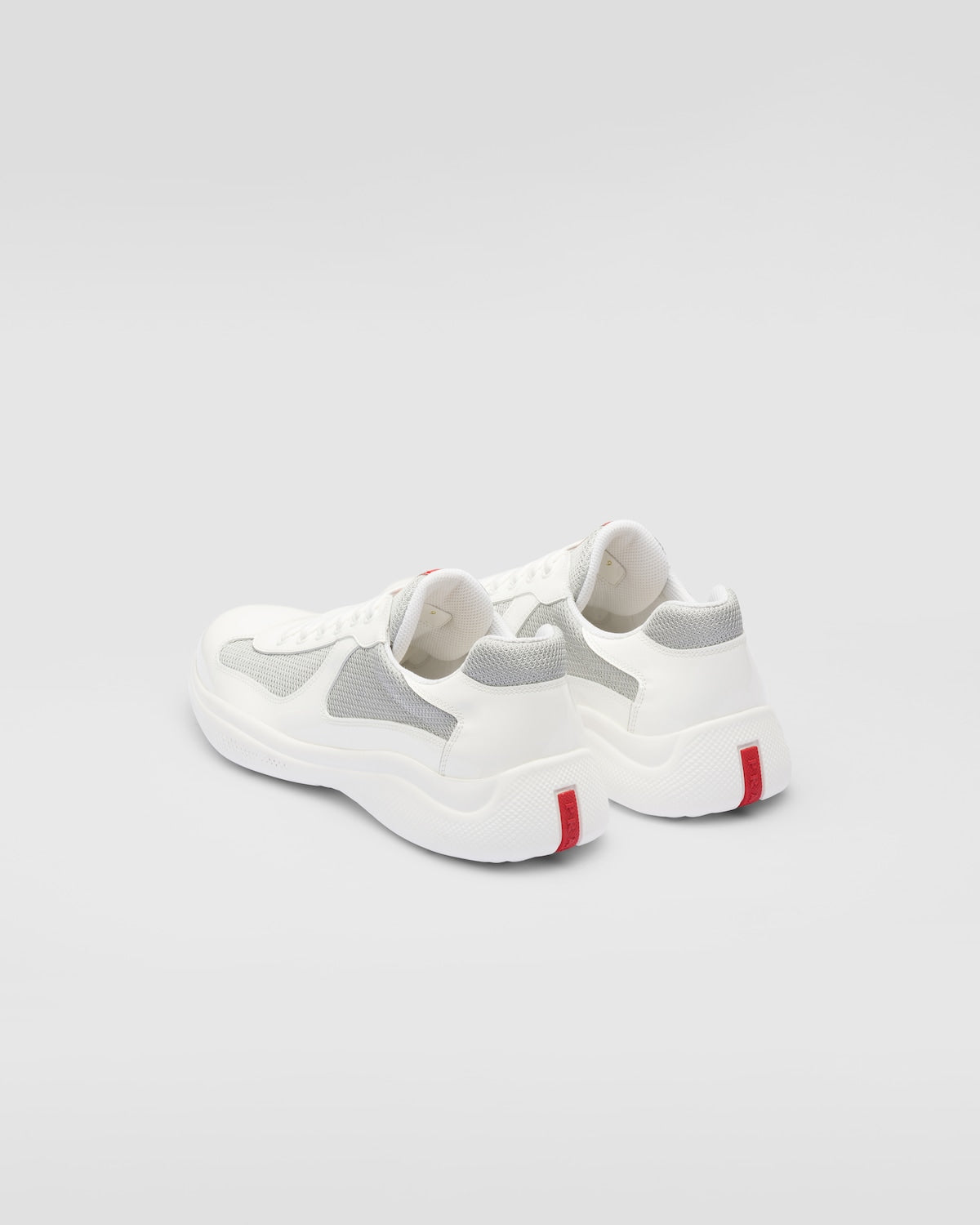 Prada America’s « Cup Blanc »