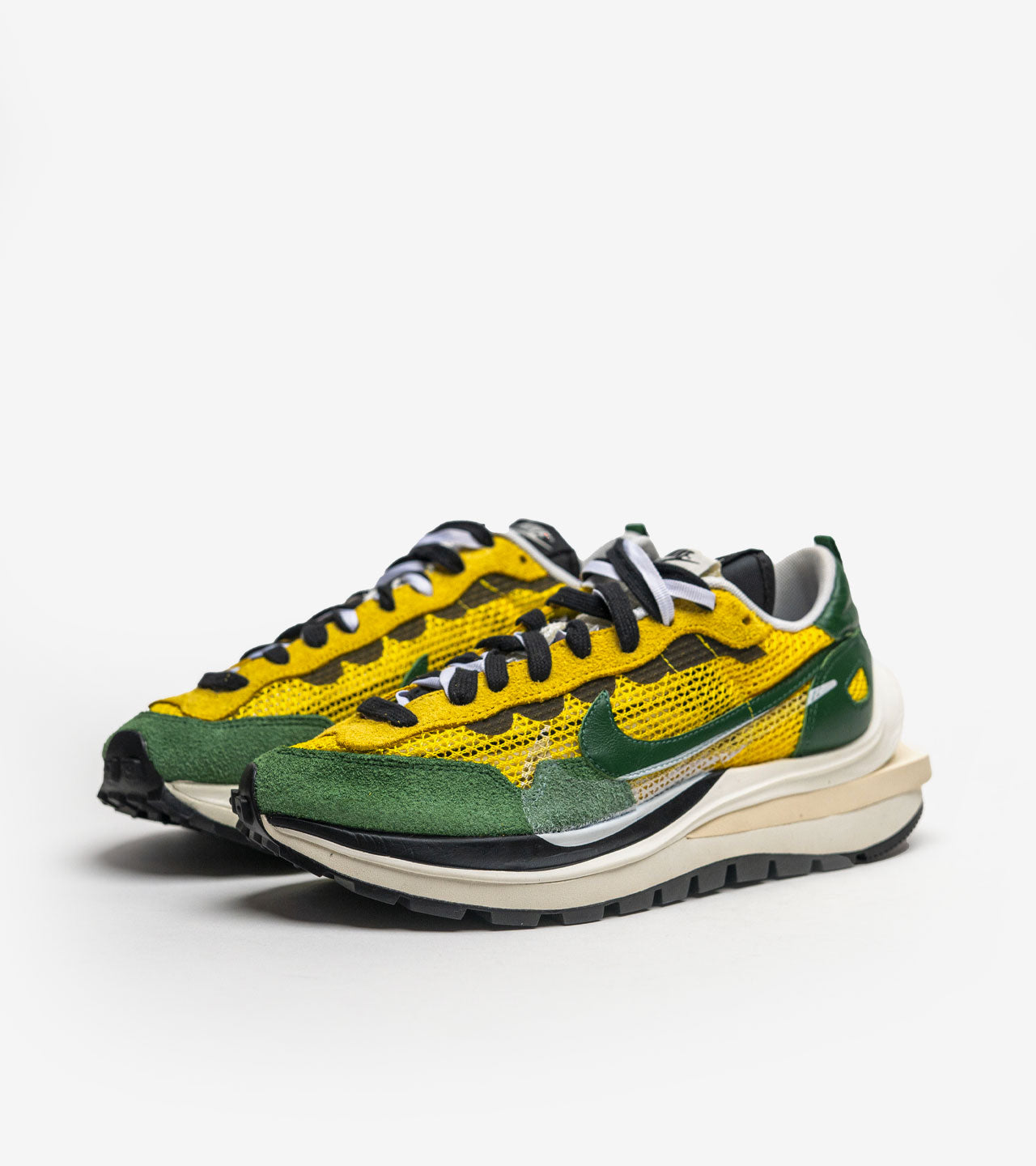 Nike Vaporwaffle « sacai Tour Yellow Stadium Green »