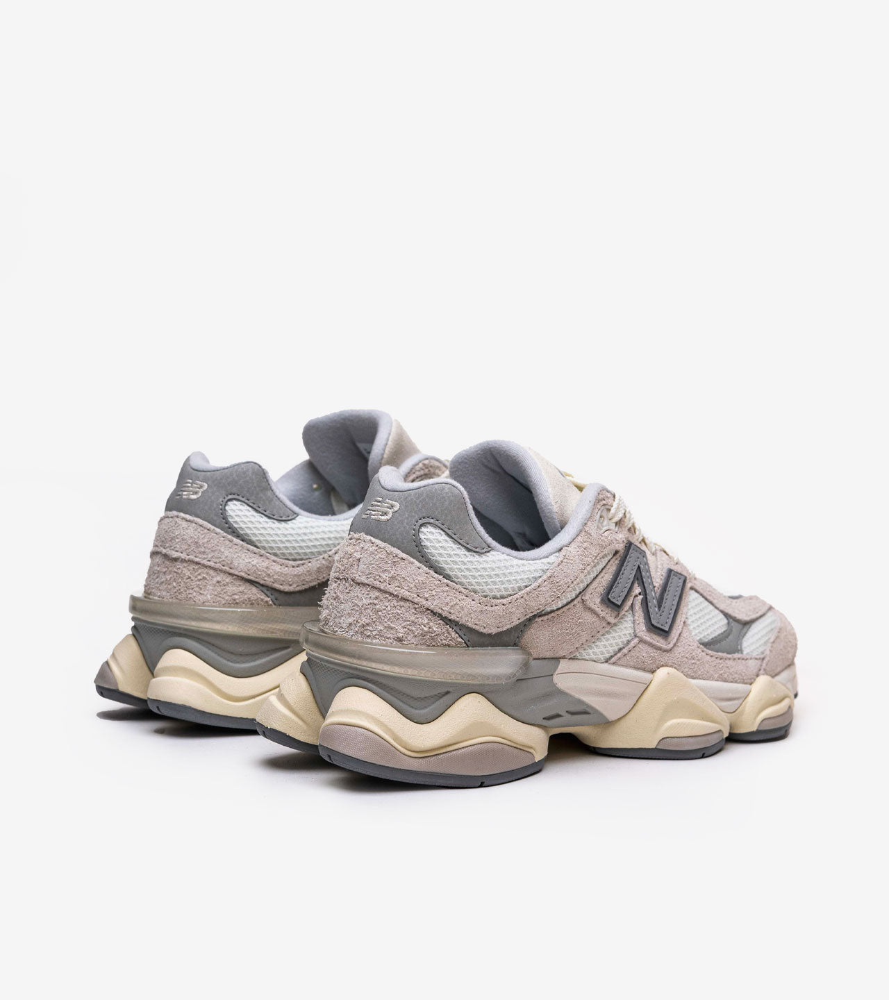 New Balance 9060 « Moonbeam Sea Salt »