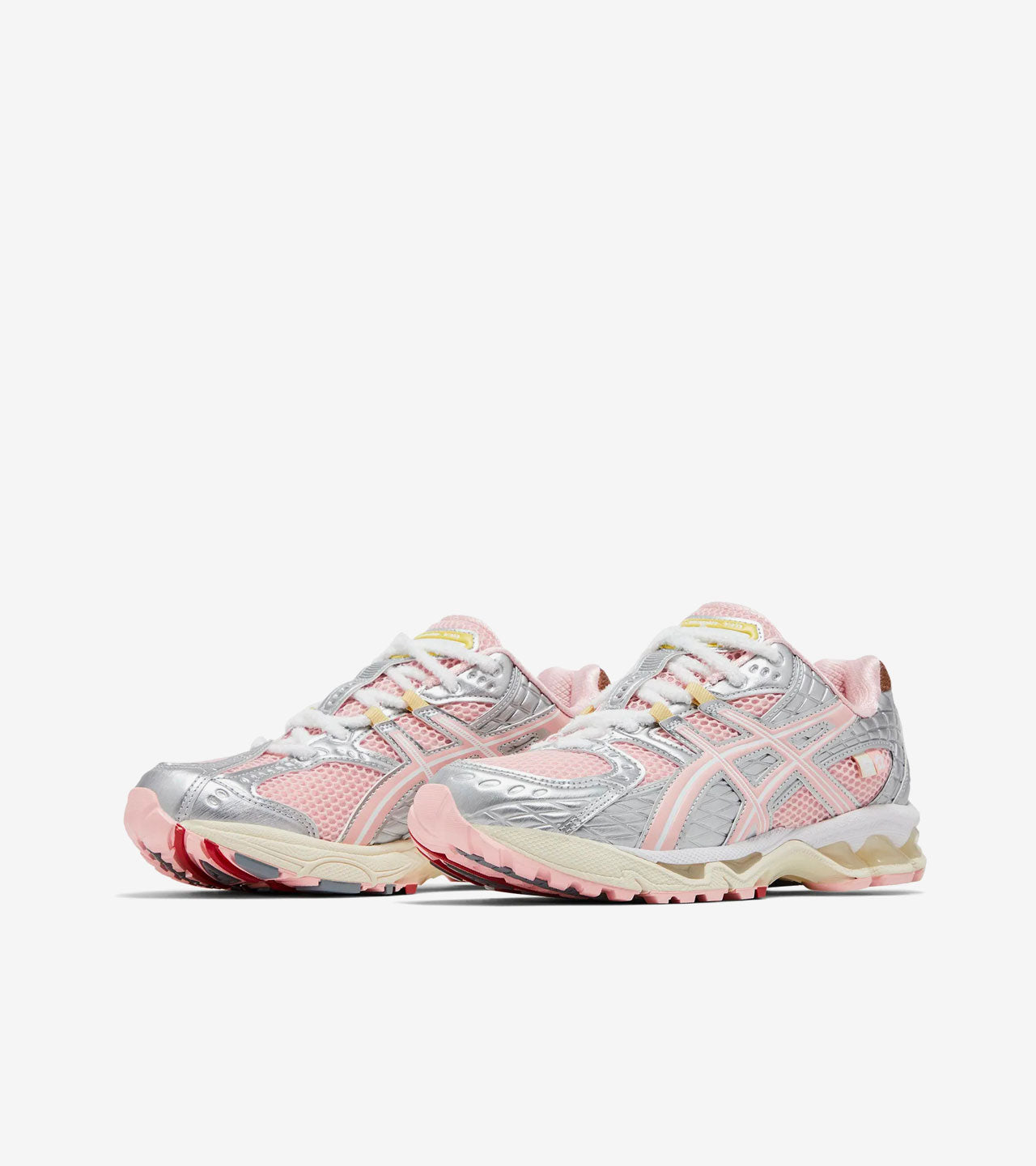 ASICS Gel-Nimbus « 10.1 Vandy The Rose x atmos Banana Split Strawberry »