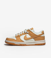 Nike Dunk Low « Harvest Moon (W) »