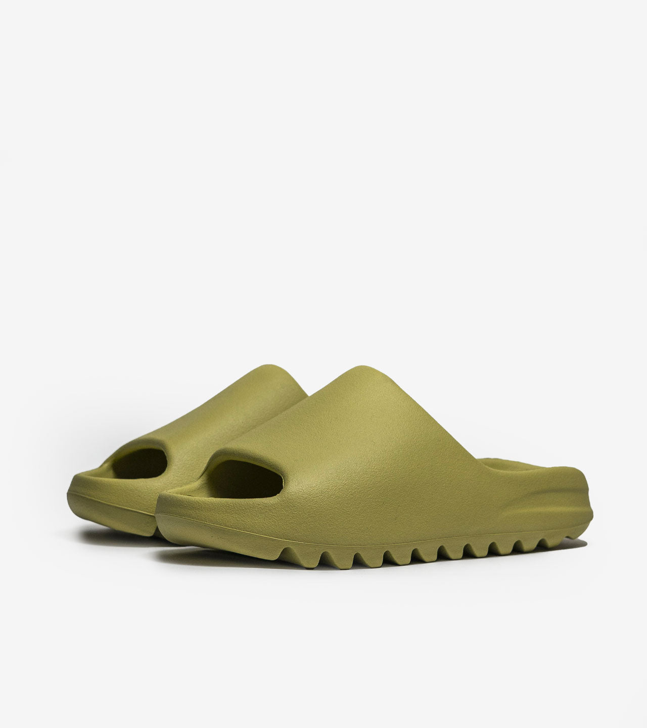 adidas Yeezy « Slide Resin (2022/2024) »