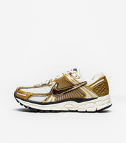 Nike Zoom « Vomero 5 Metallic Gold (W) »