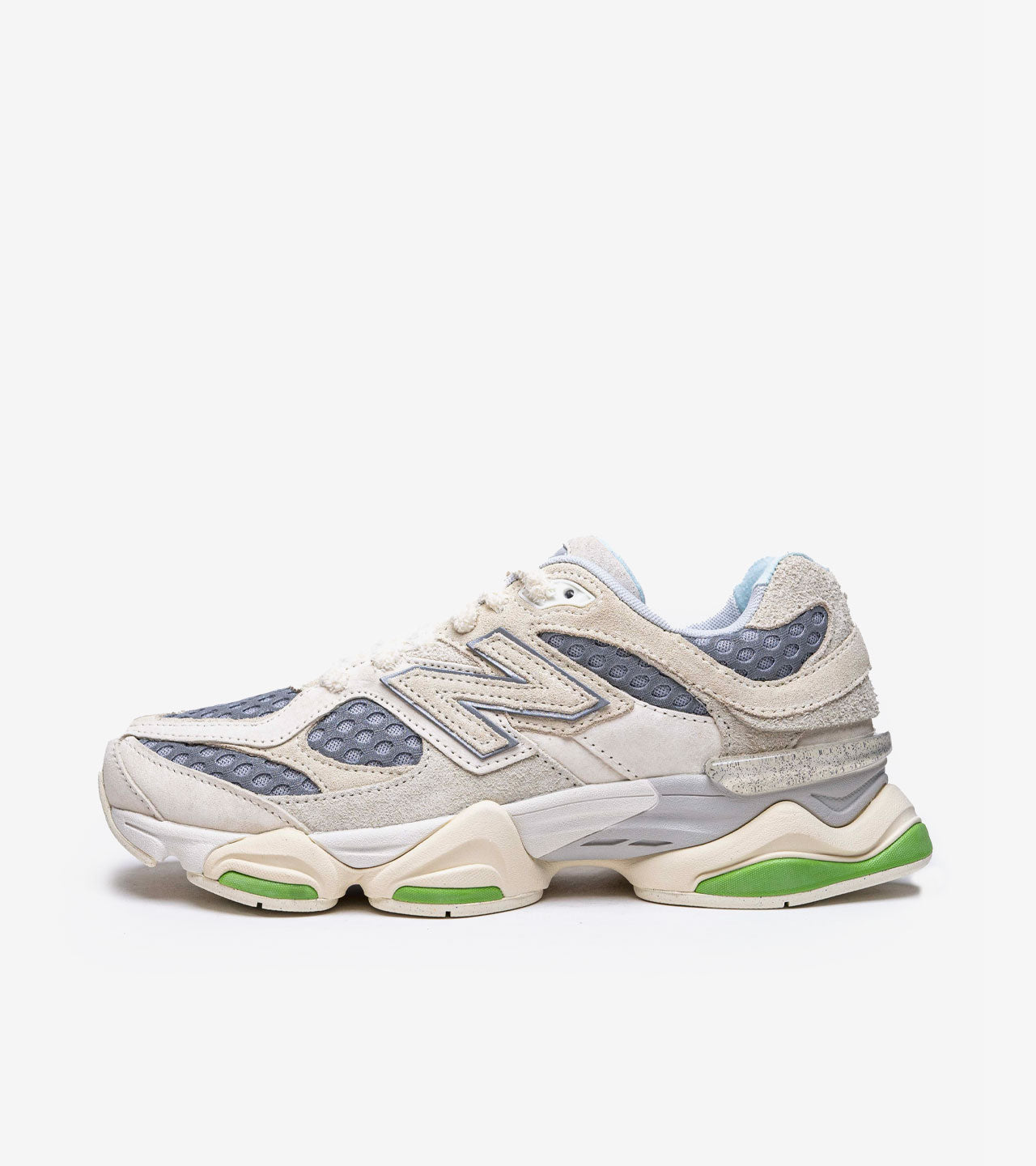 New Balance 9060 « Bricks & Wood »