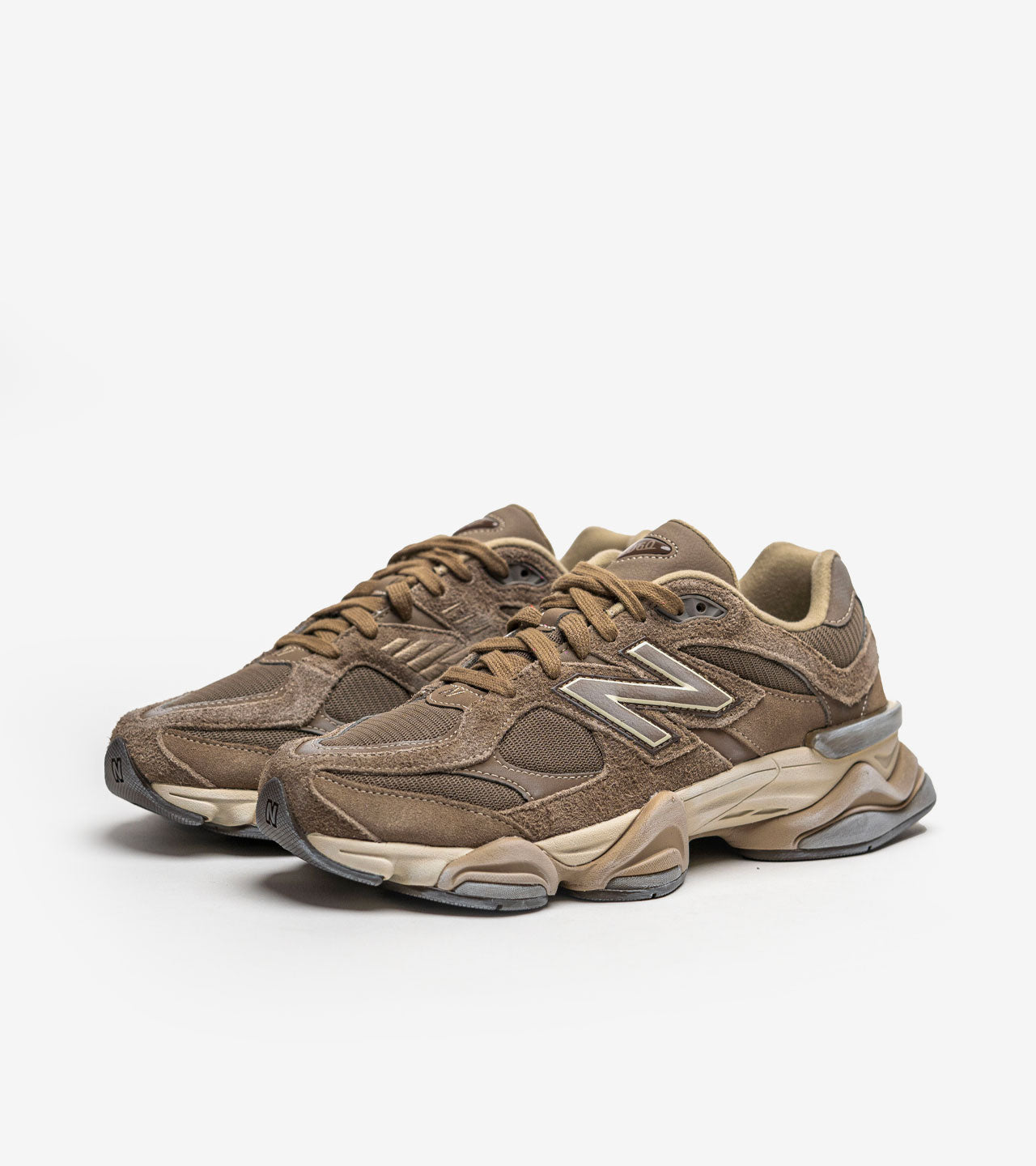 New Balance 9060 « Mushroom Timberwolf »