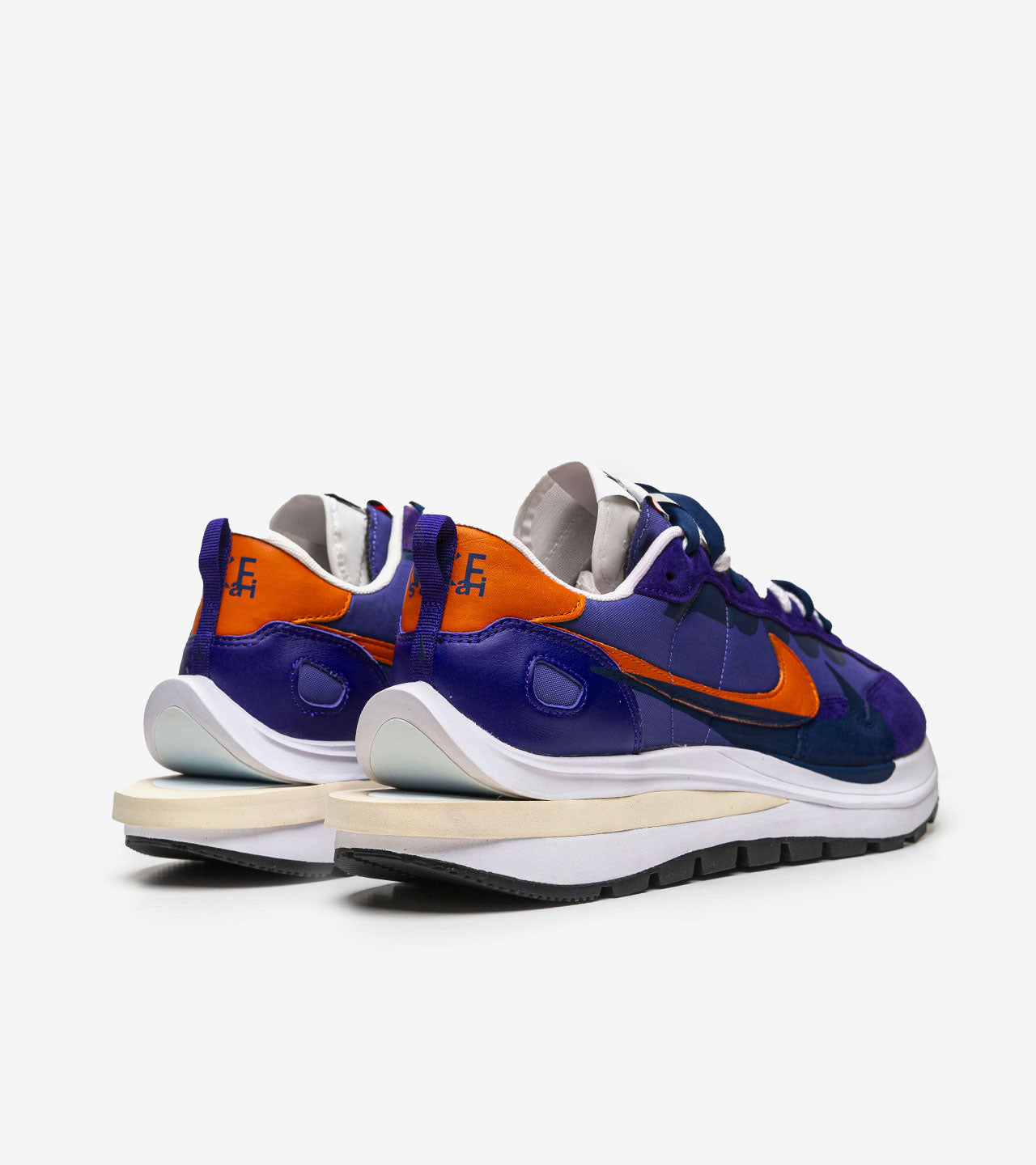 Nike Vaporwaffle « sacai Dark Iris »