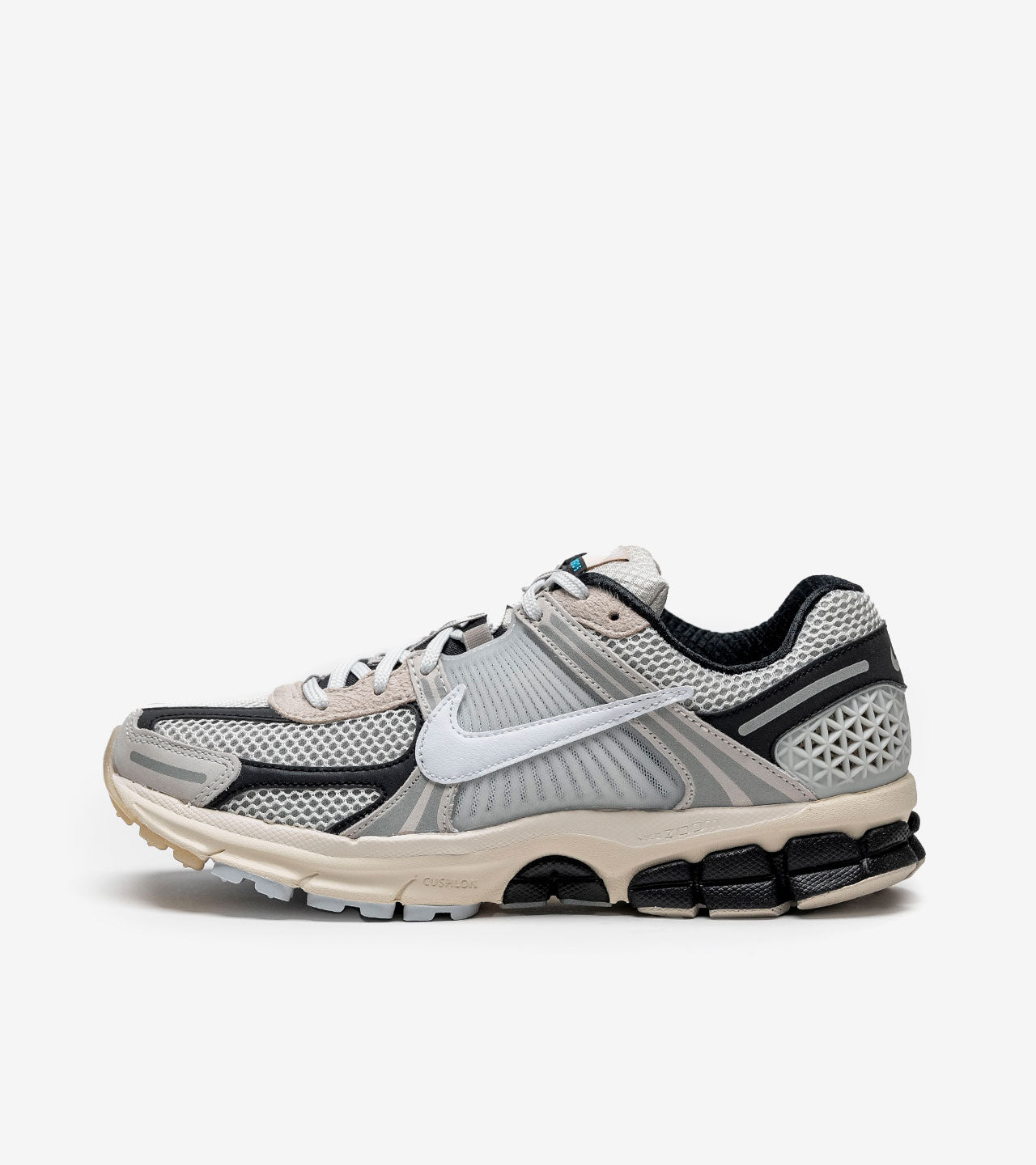 Nike Zoom « Vomero 5 Supersonic Light Bone Black »