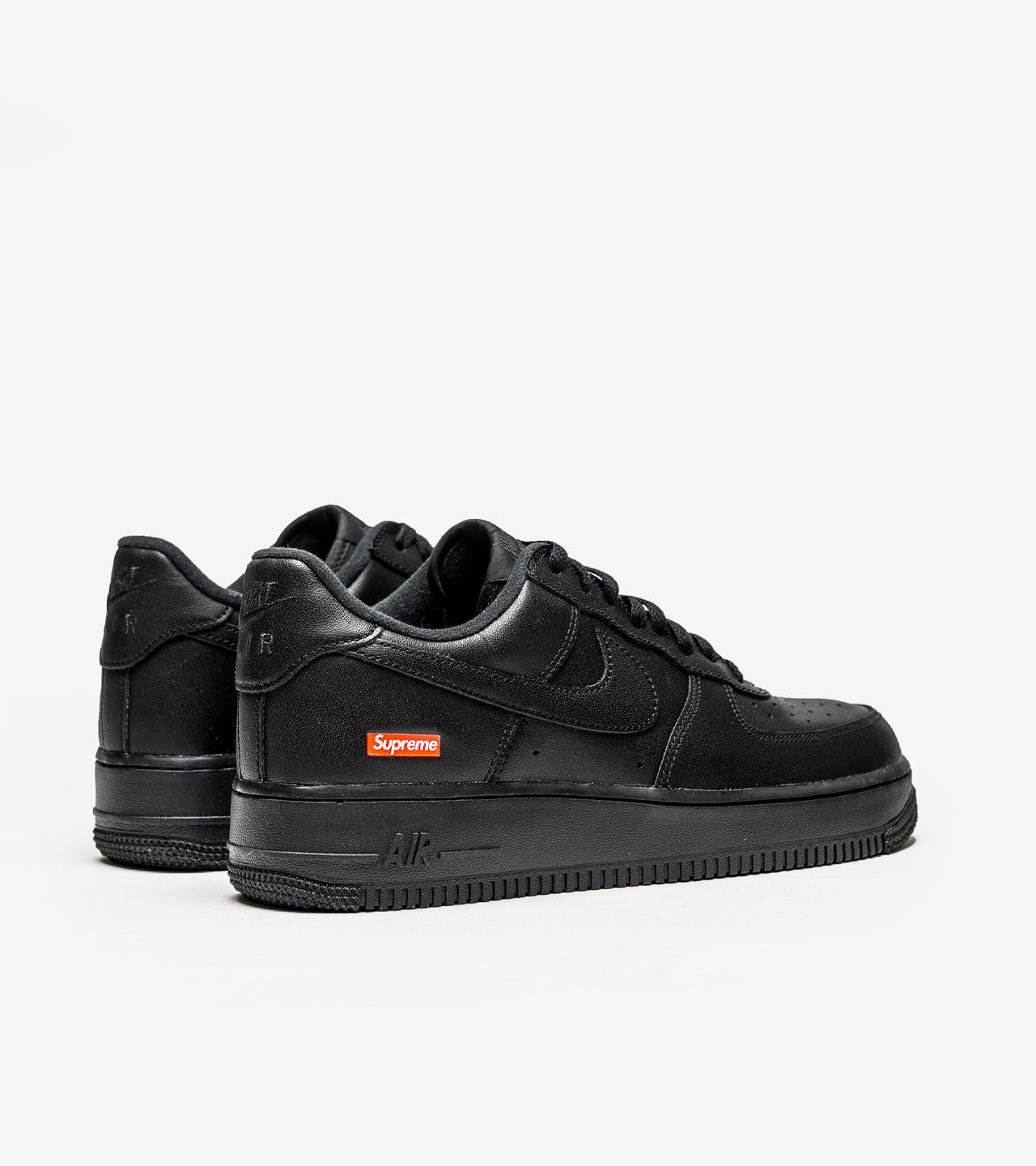 Nike Air « Force 1 Low Supreme Black »