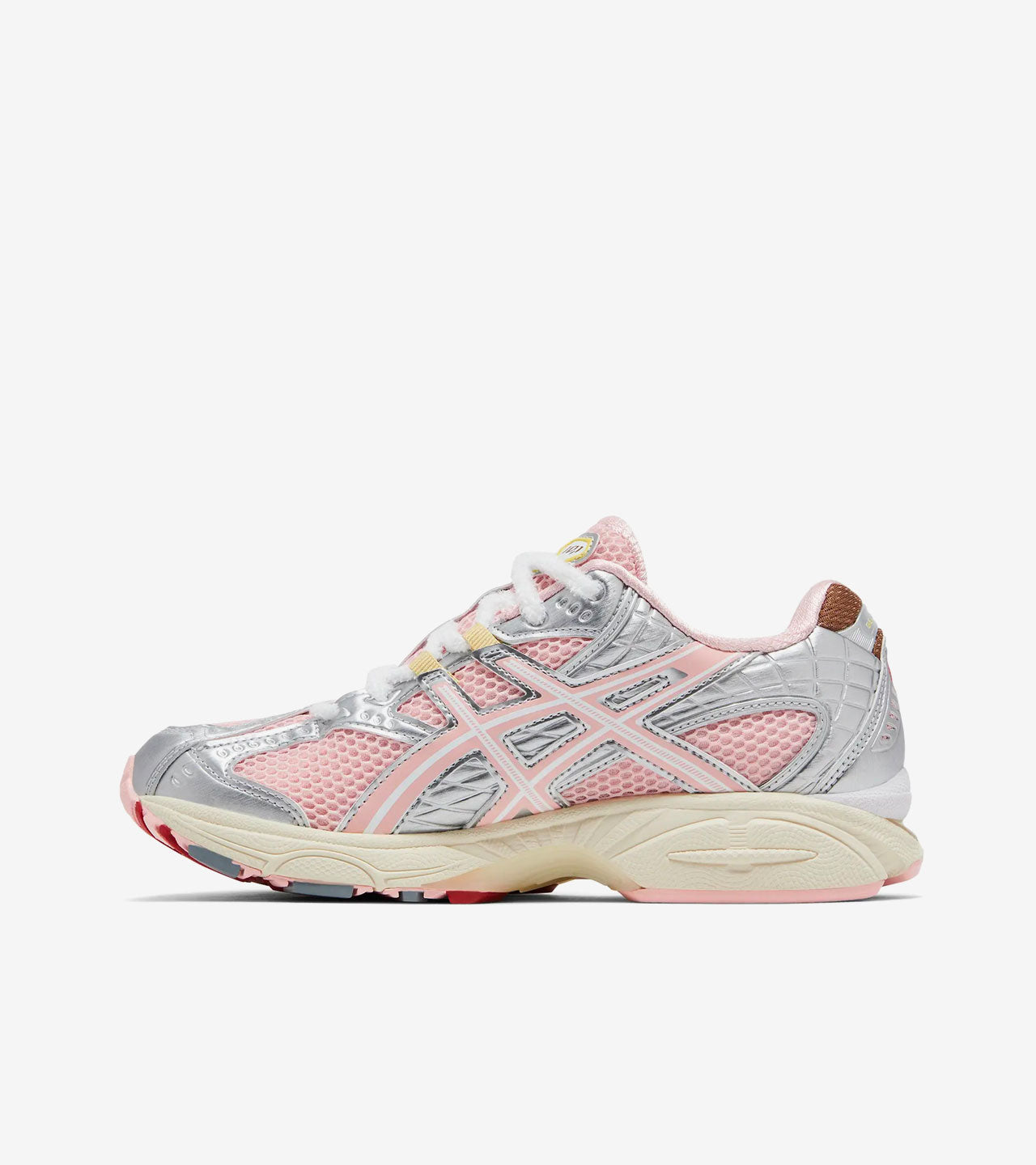 ASICS Gel-Nimbus « 10.1 Vandy The Rose x atmos Banana Split Strawberry »