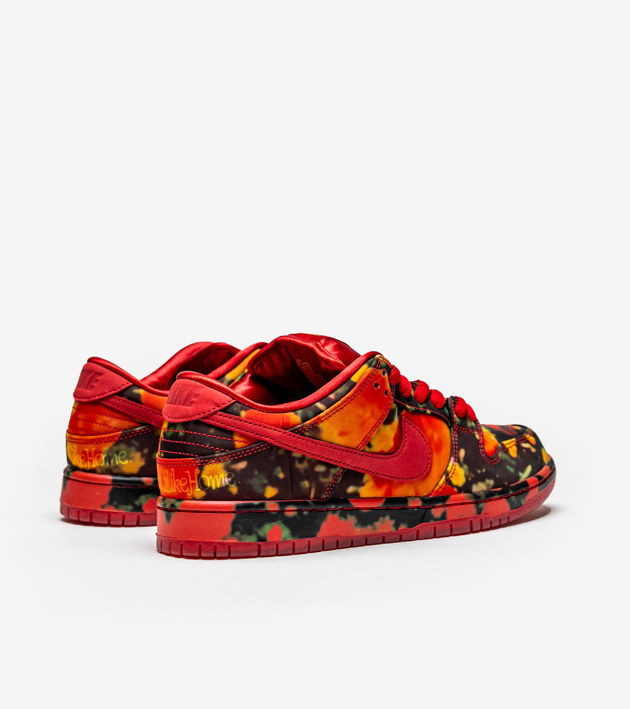 Nike SB « Dunk Low The Wizard of Oz Poppy Field »