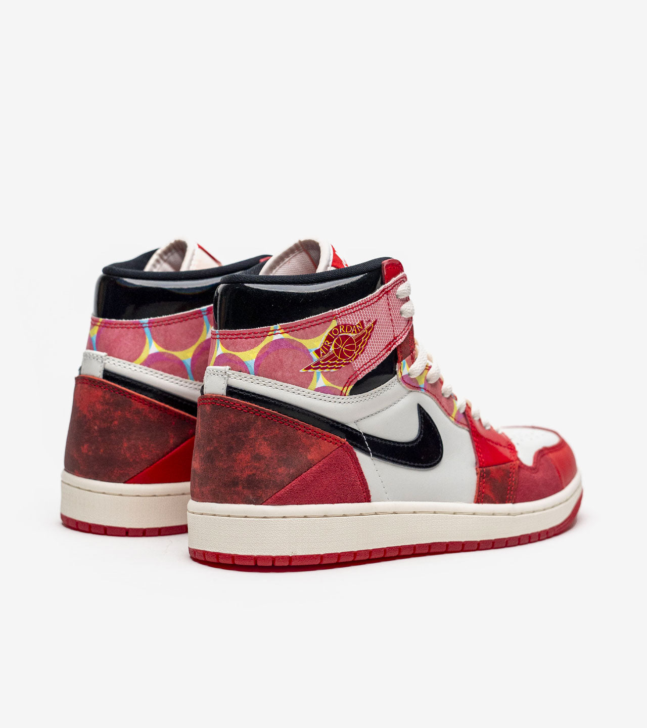 Jordan 1 Retro High OG « Spider-Man Across the Spider-Verse »