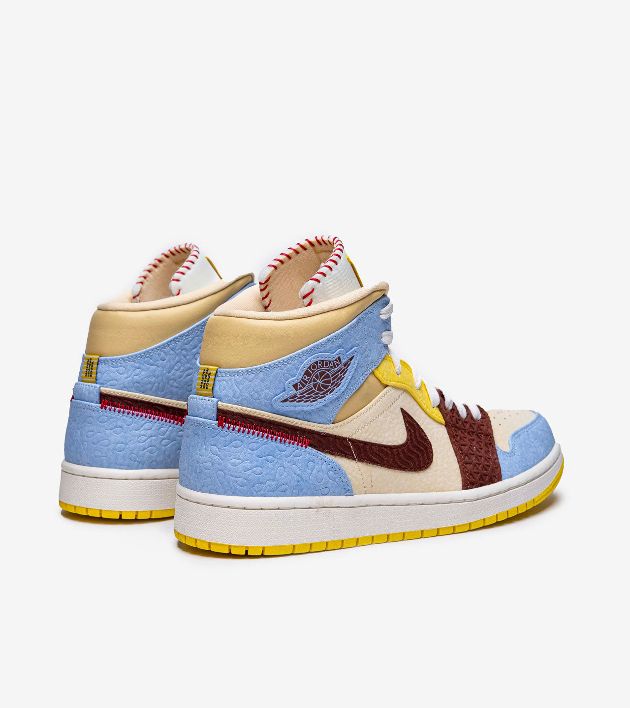 Air Jordan 1 Mid SE « Fearless Maison Chateau Rouge »