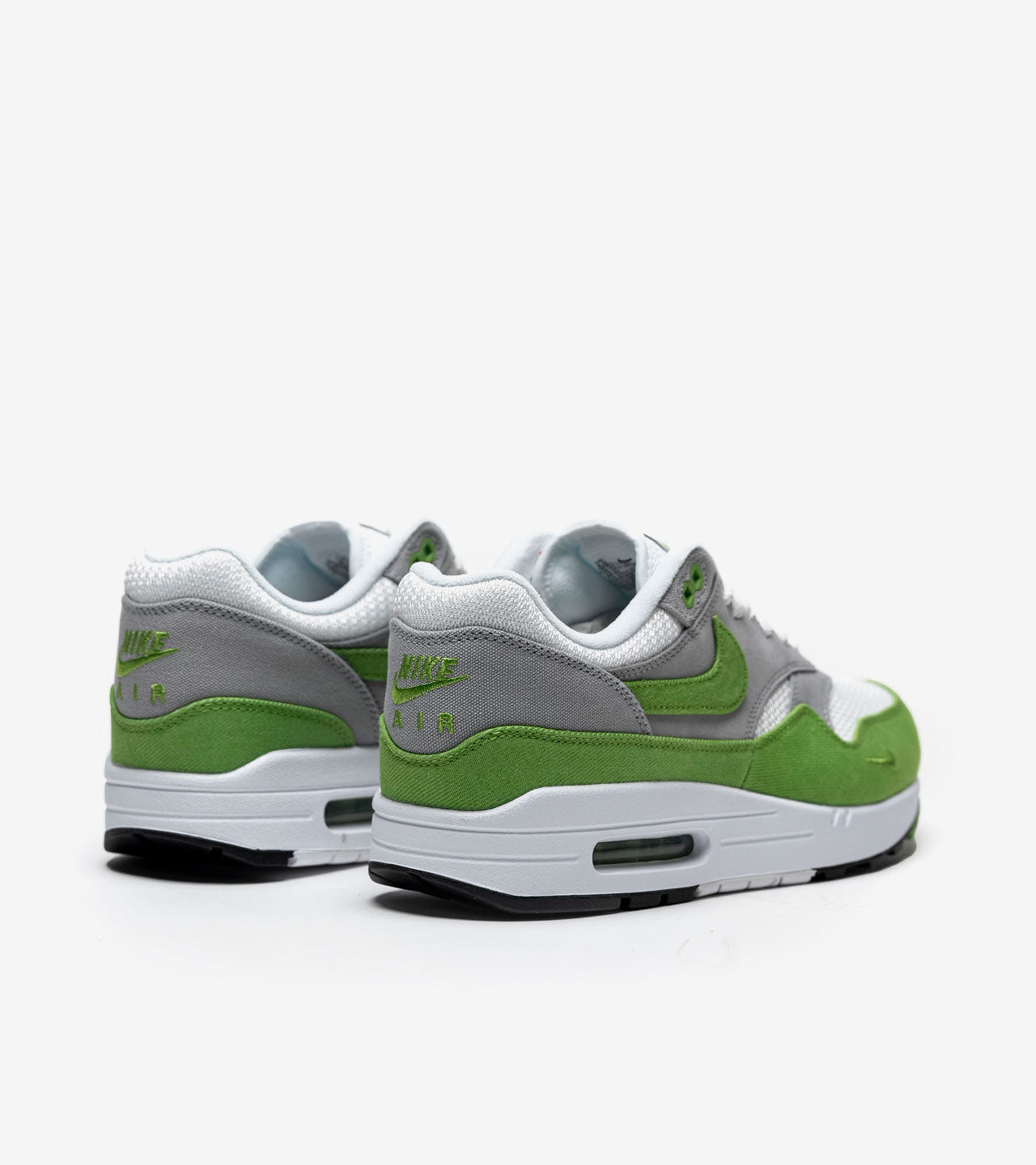 Nike Air Max « Plus Patta 20th Anniversary Chlorophyll »