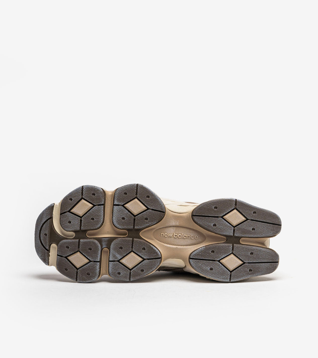 New Balance 9060 « Mushroom Timberwolf »