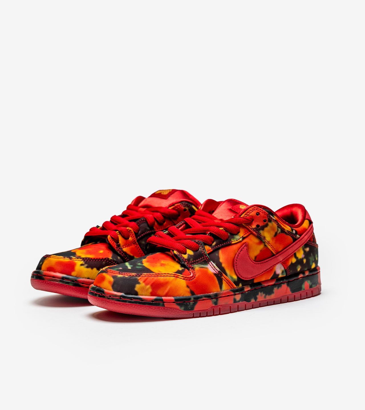 Nike SB « Dunk Low The Wizard of Oz Poppy Field »