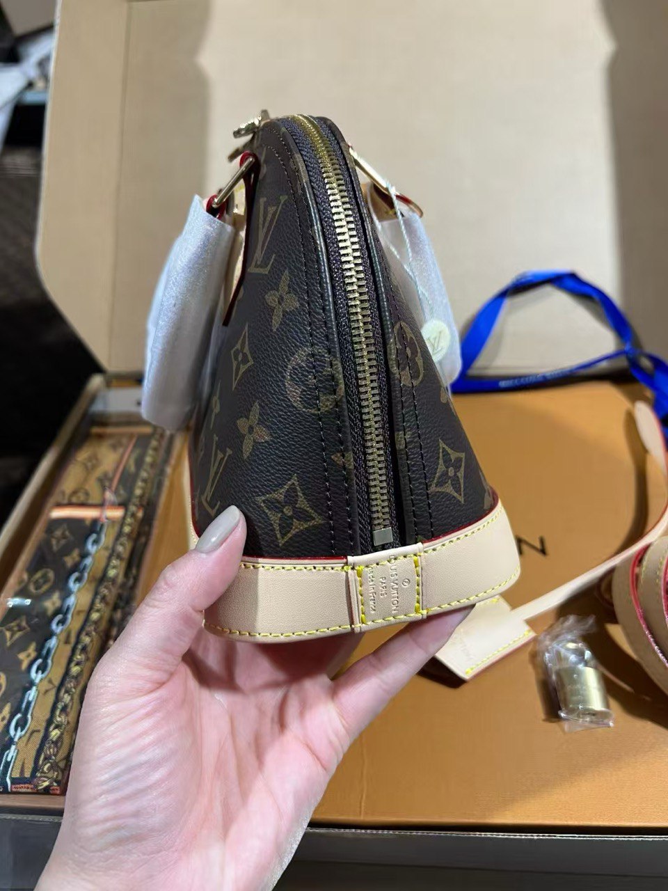 Louis Vuitton - Sac Alma BB NO