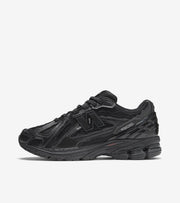 New Balance 1906D « Protection Pack Black Leather »
