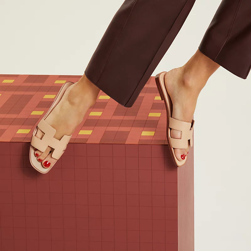 Hermes - « Claquettes Beige Natura »