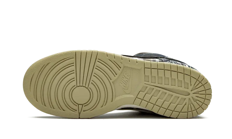 SB Dunk Low « Travis Scott Nike »