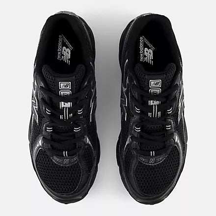 New Balance 740 « Black »